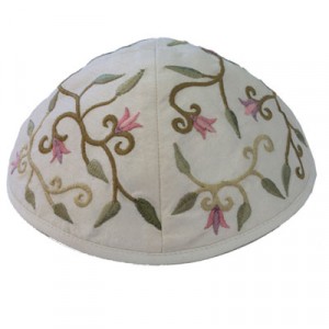 Yair Emanuel White Machine Embroidered Kippah with Floral Design Artists & Brands