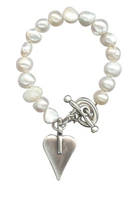 Pearl Bracelet with Heart and Toggle Clasp